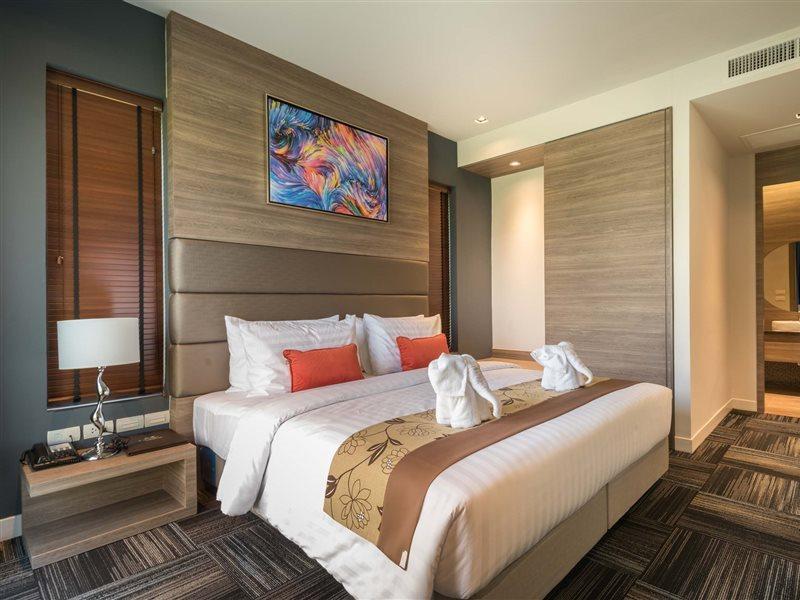Green Ville Laguna Hotel Sung Noen Екстер'єр фото