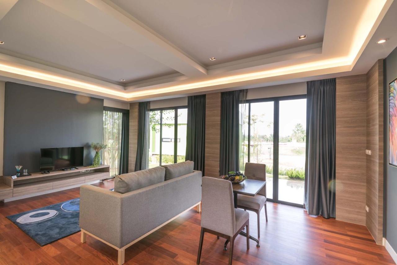 Green Ville Laguna Hotel Sung Noen Екстер'єр фото