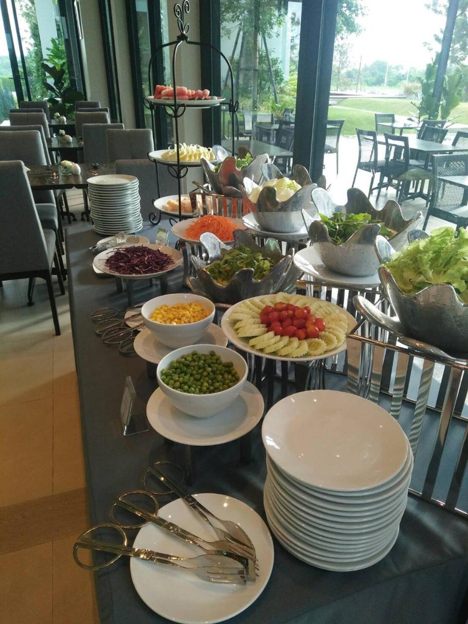 Green Ville Laguna Hotel Sung Noen Екстер'єр фото